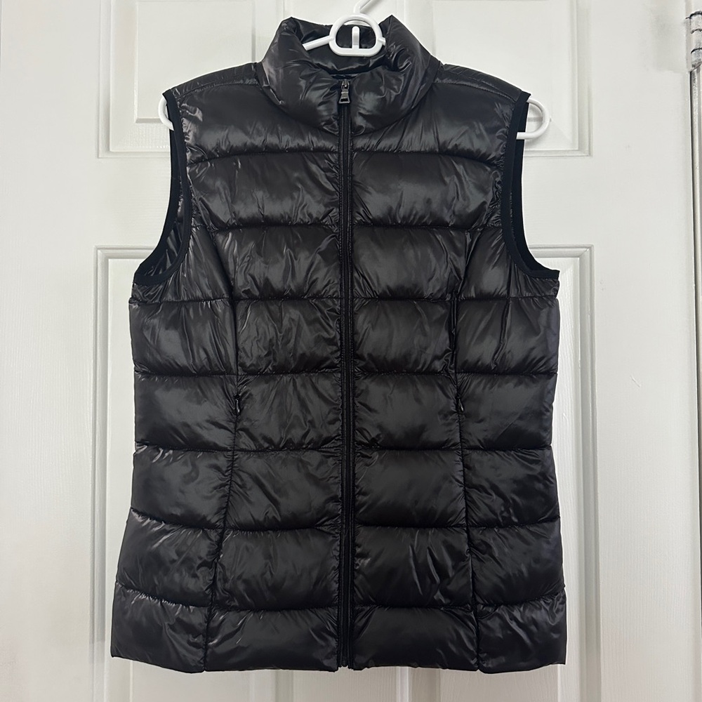 Aqua Black Light Weight Vest